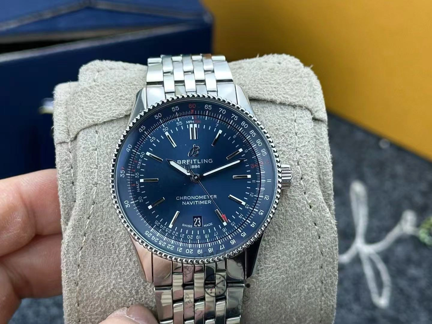 Replica Breitling Navitimer A17395161C1A1