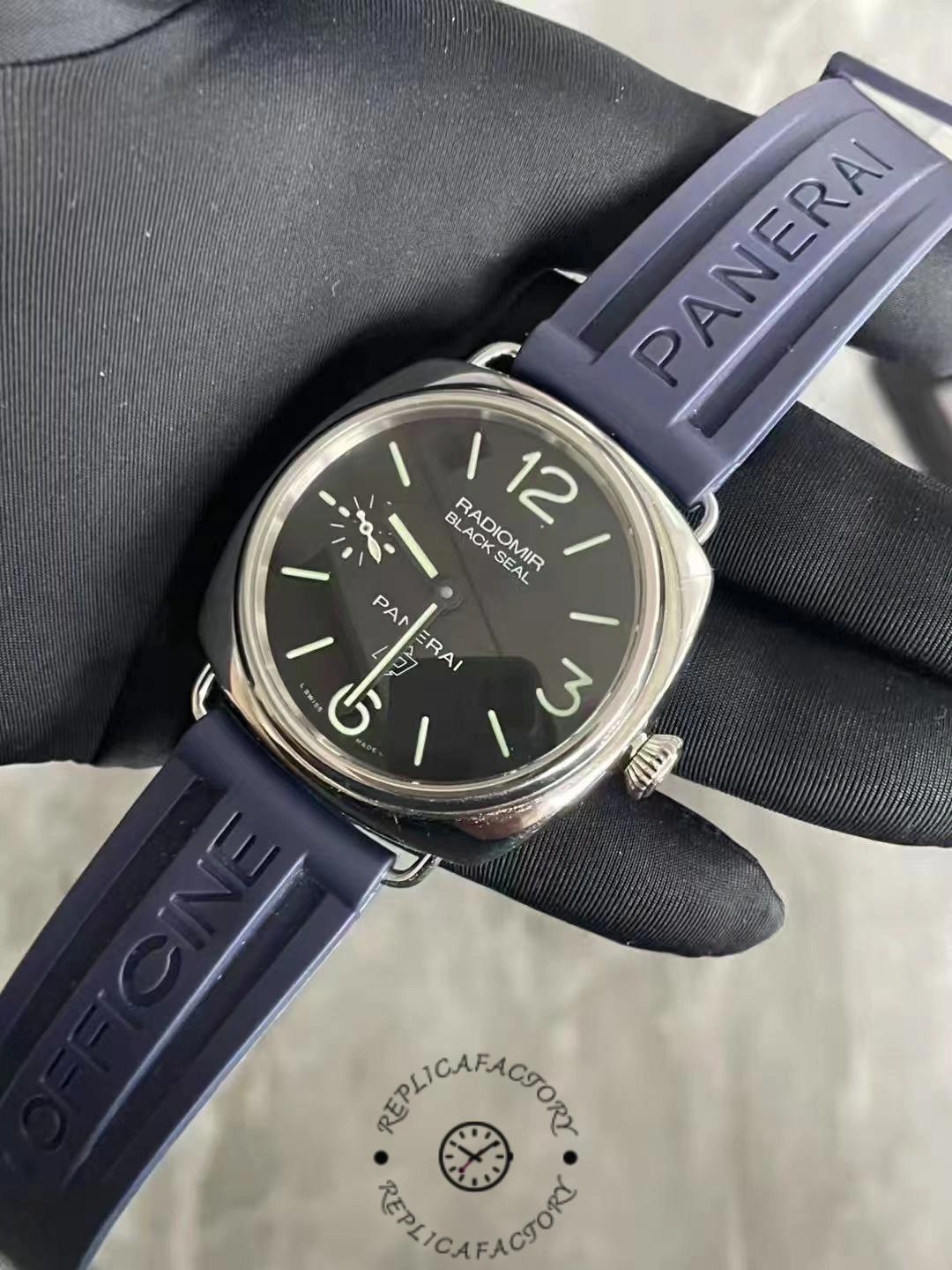 Replica Panerai Radiomir PAM00183 Front 2