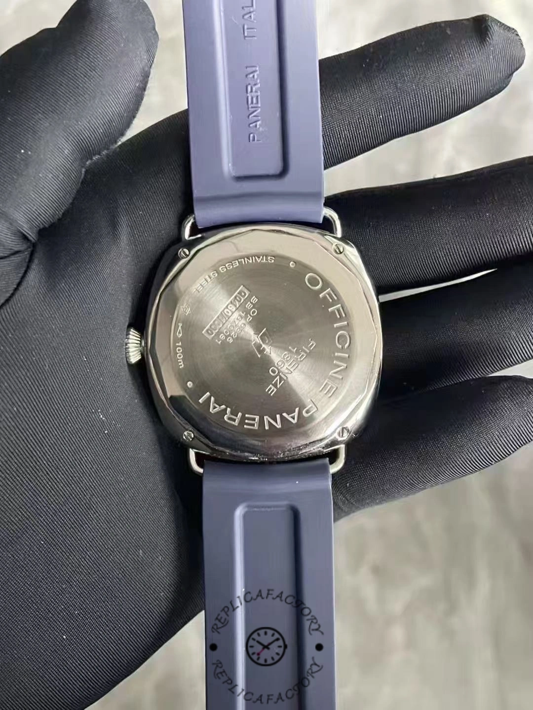 Replica Panerai Radiomir PAM00183 Back