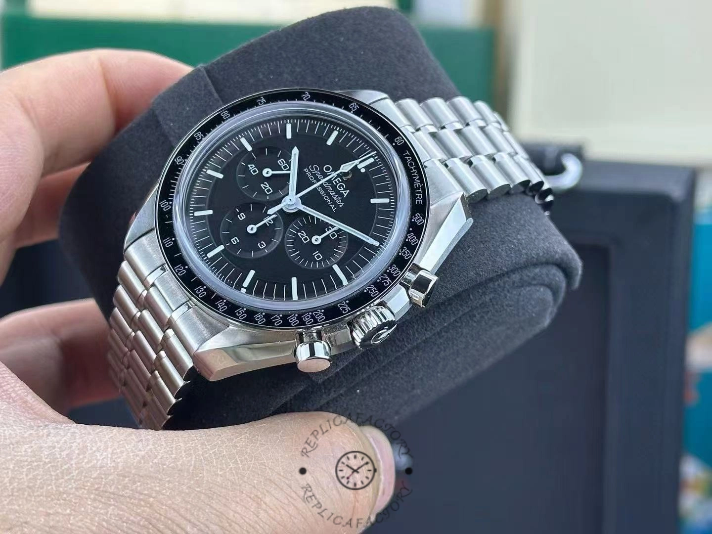 replica Omega Speedmaster 310.30.42.50.01.002 Case 