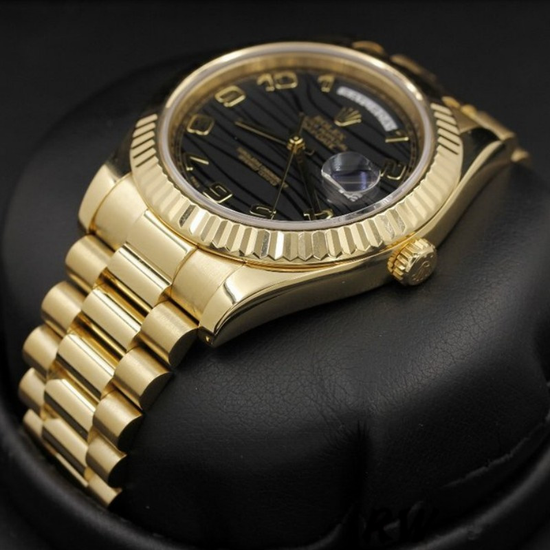 Rolex Day-Date 218238 Wave Black Dial Yellow Gold 41MM Mens Replica Watch