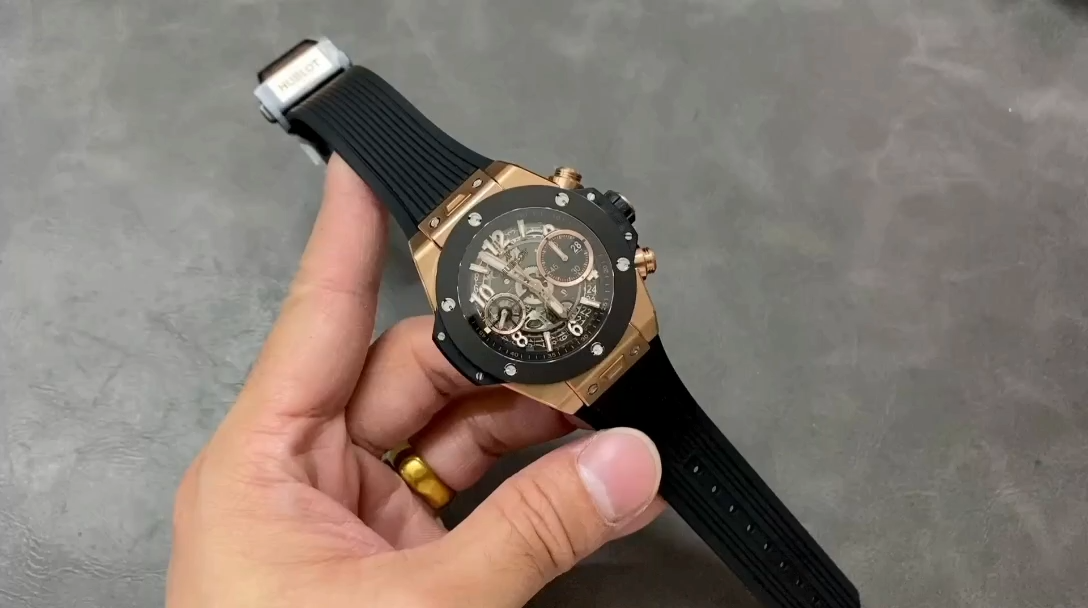 Hublot Big Bang 441.OM.1181.RX 42 mm Mnes