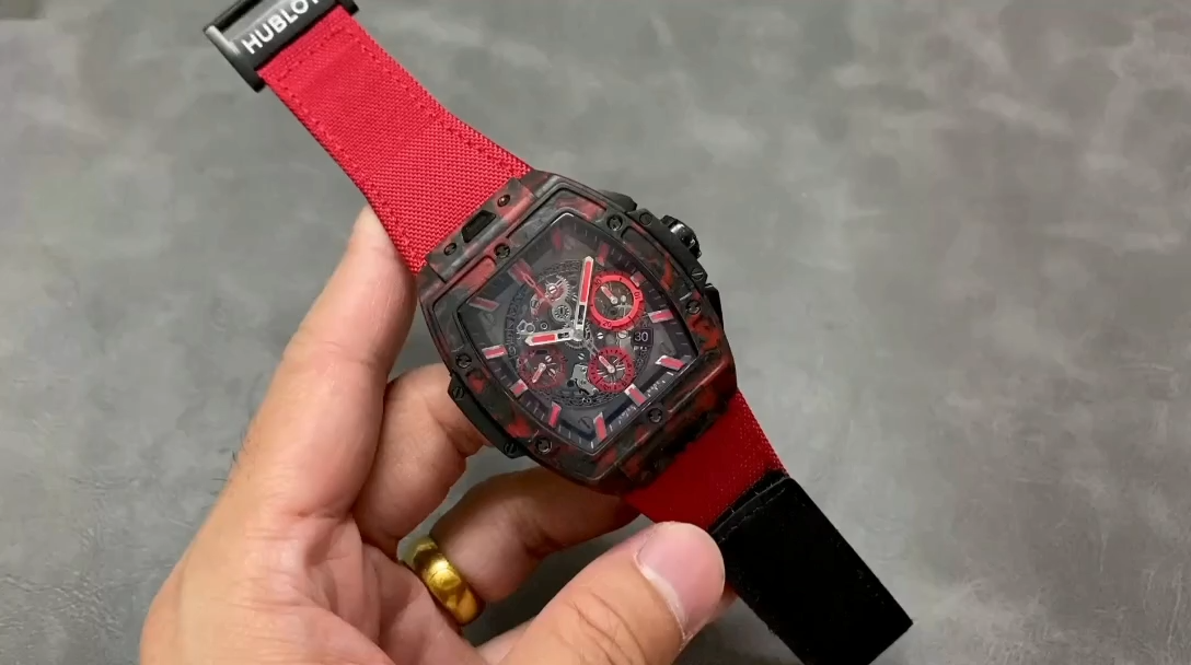 Hublot Big Bang 642.QV.0113.NR.CNY21 42MM
