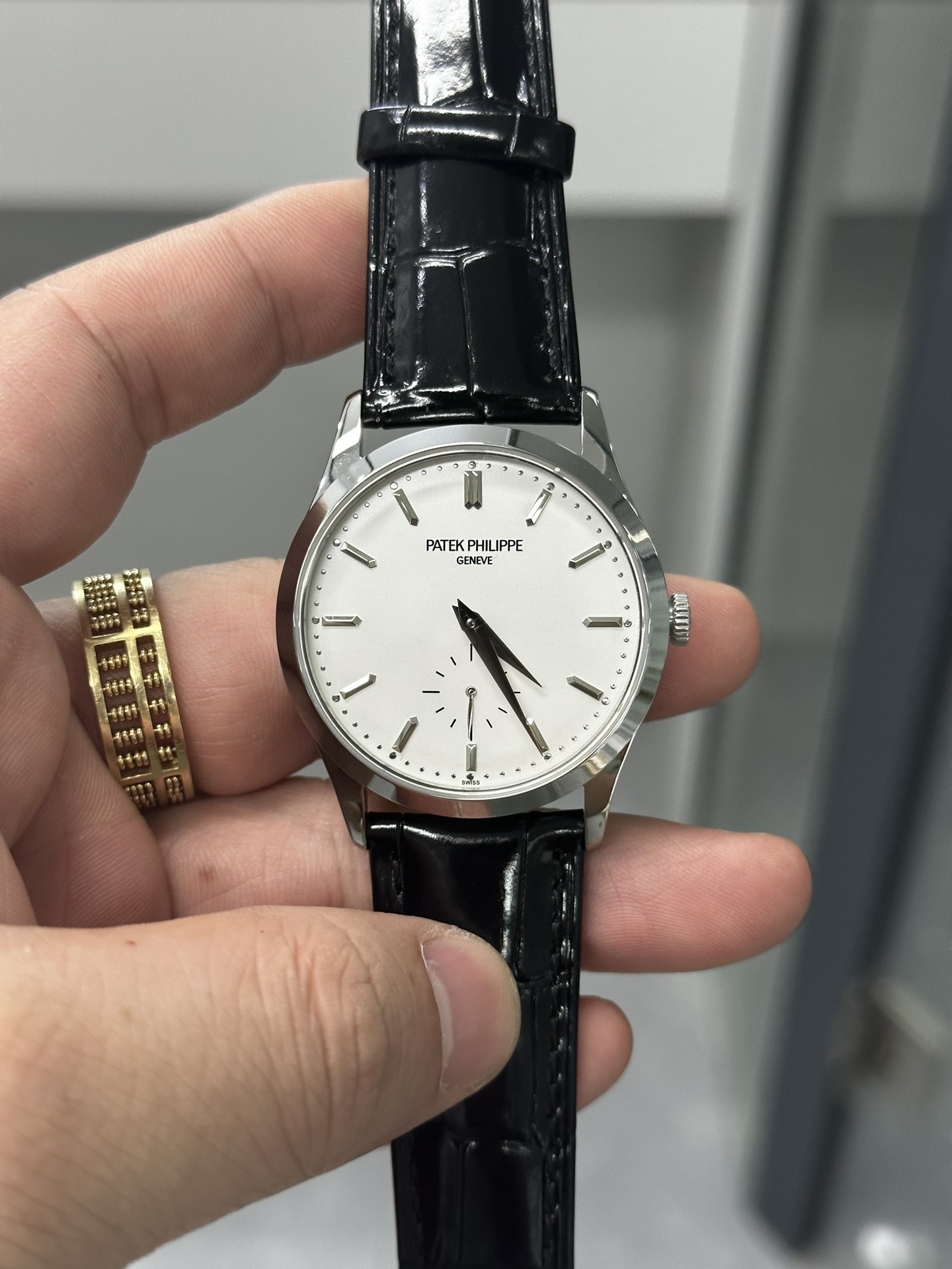 Patek Philippe Calatrava Silver Dial 18 kt White Gold 5196G 001