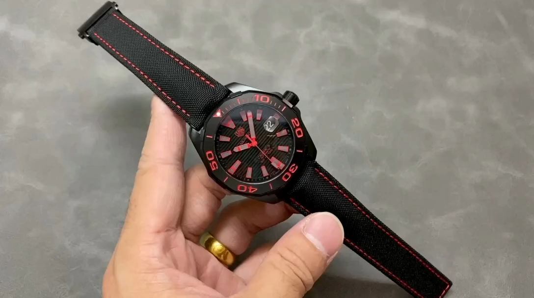 Tag Heuer Aquaracer Calibre 5 Automatic Black Dial WAY208A.FC6381 Mens