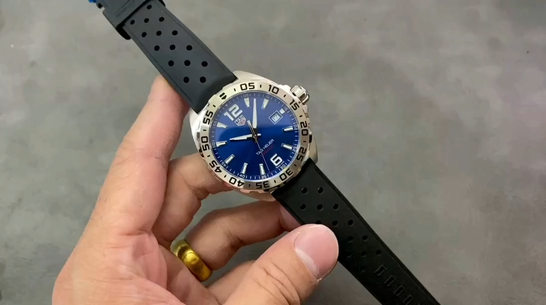 Tag Heuer Formula 1 Quartz Blue Dial Black Rubber Strap WAZ1118.FT8023