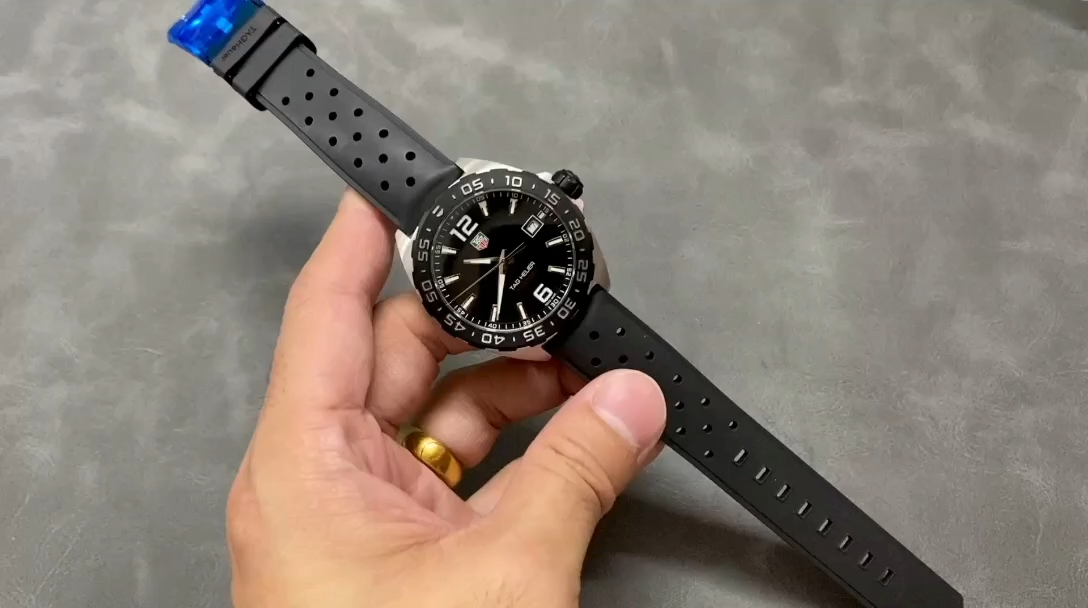 Tag Heuer Formula 1 Quartz WAZ1110.FT8023 41mm Mens Watch