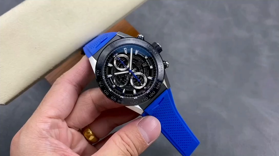 TAG Heuer Carrera Calibre Heuer 01 CAR2A1T.FT6052 Automatic 43mm