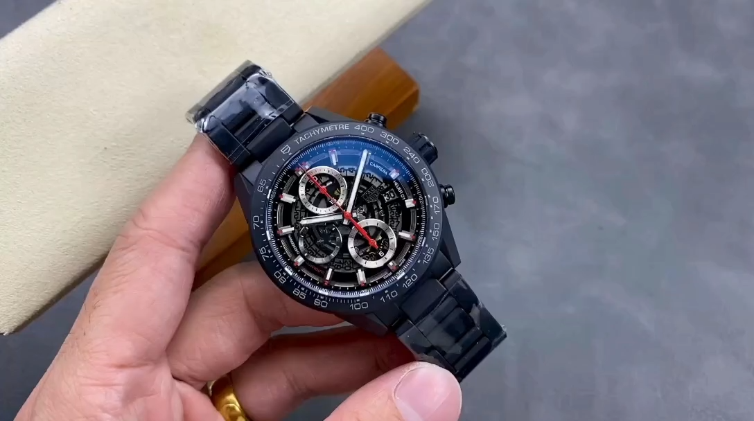 TAG Heuer Carrera Calibre Heuer 01 CAR2090.BH0729 Automatic 43mm