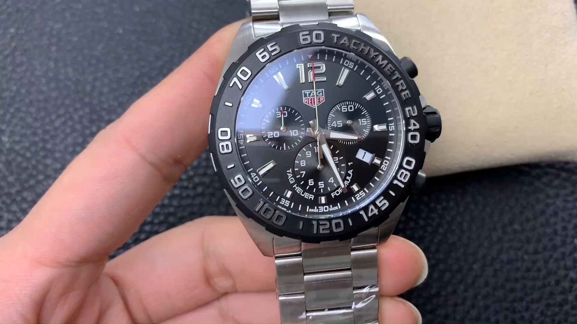 Tag Heuer Formula 1 Chronograph Black Dial CAZ1010.BA0842 Quartz 43mm