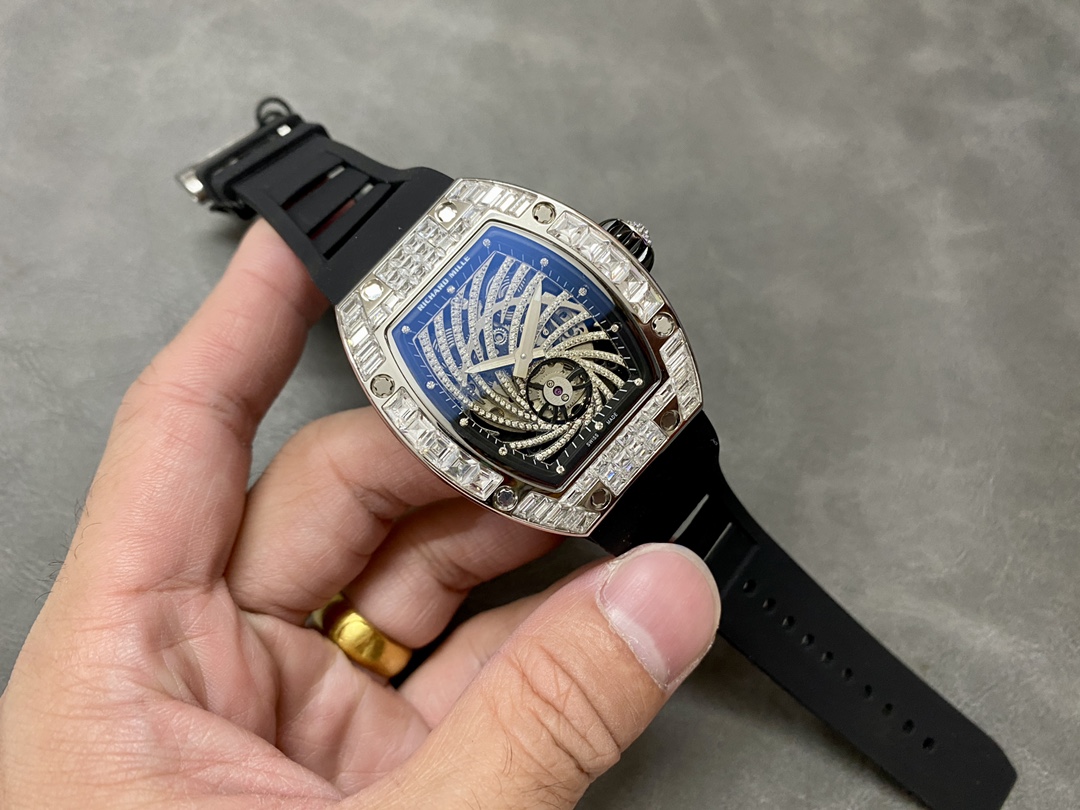 Richard Miller RM51-02 Tourbillon Diamond Twister Watch