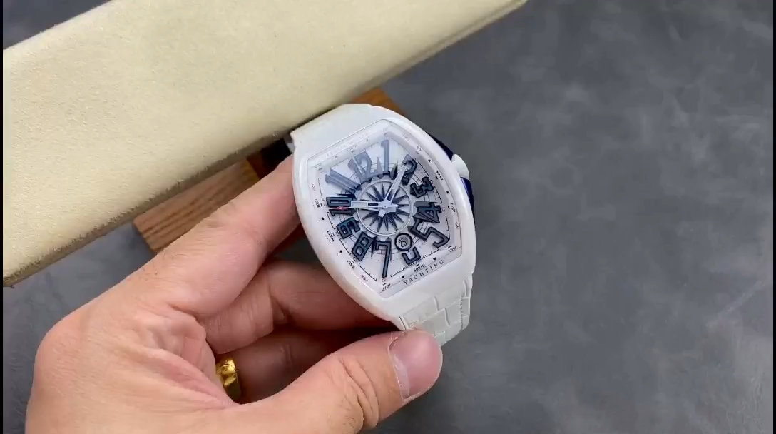 Swiss Franck Muller Framulan V45 White Ceramic Yacht Model Blue Number