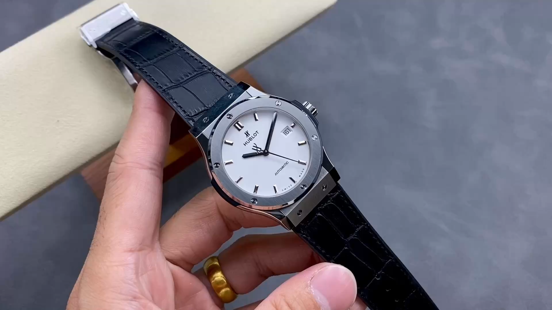 511.NX.2611.LR Hublot Classic Fusion Automatic