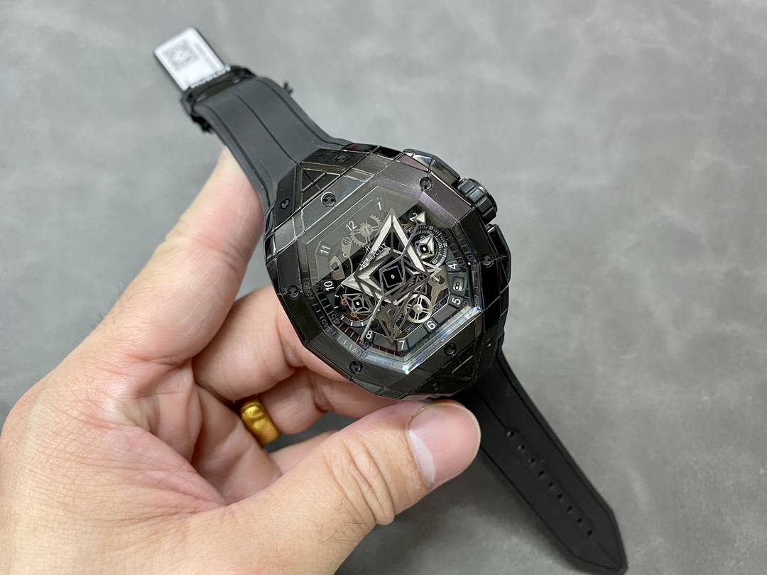 Hublot Spirit Of Big Bang 648.CX.0114.RX.MXM23 Replica Watch