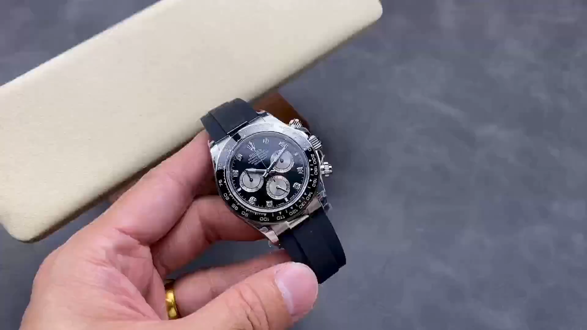 Rolex Daytona 116519 White Gold Automatic Black Dial Diamonds 40mm Mens Replica Watch