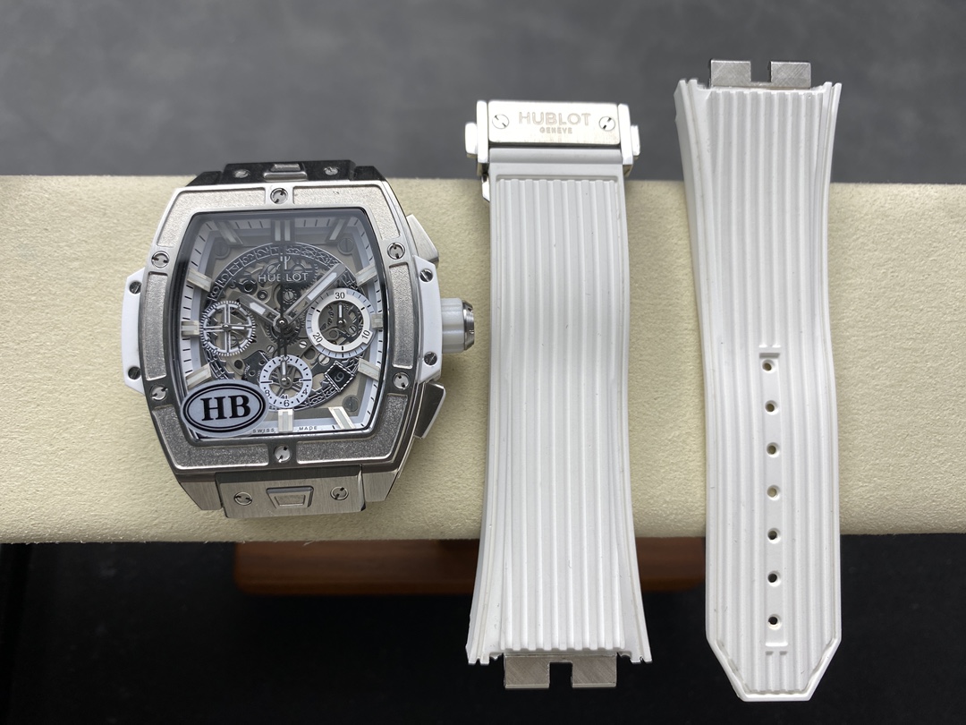 Hublot Spirit Of Big Bang Titanium White Diamonds 42mm 642.NE.2010.RW