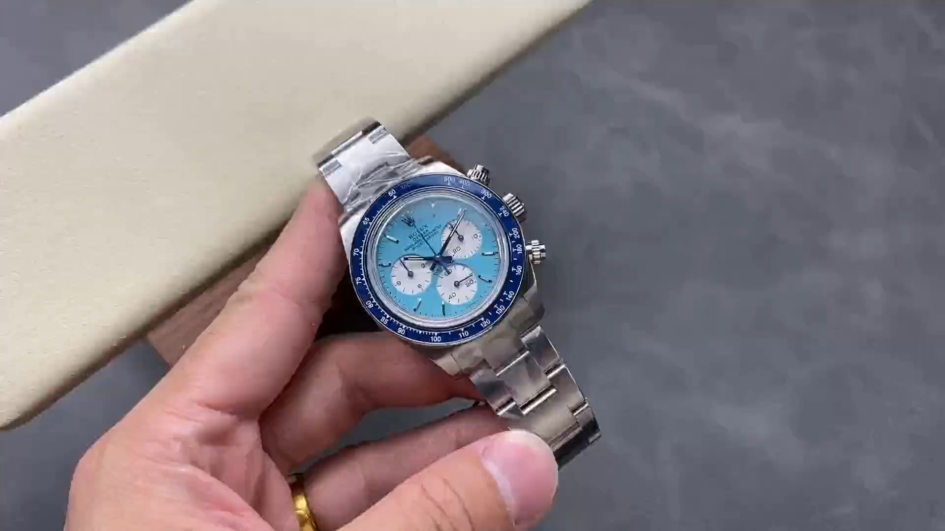 Rolex Daytona Artisans de Genève Customized 40mm Blue Dial Mens Watch
