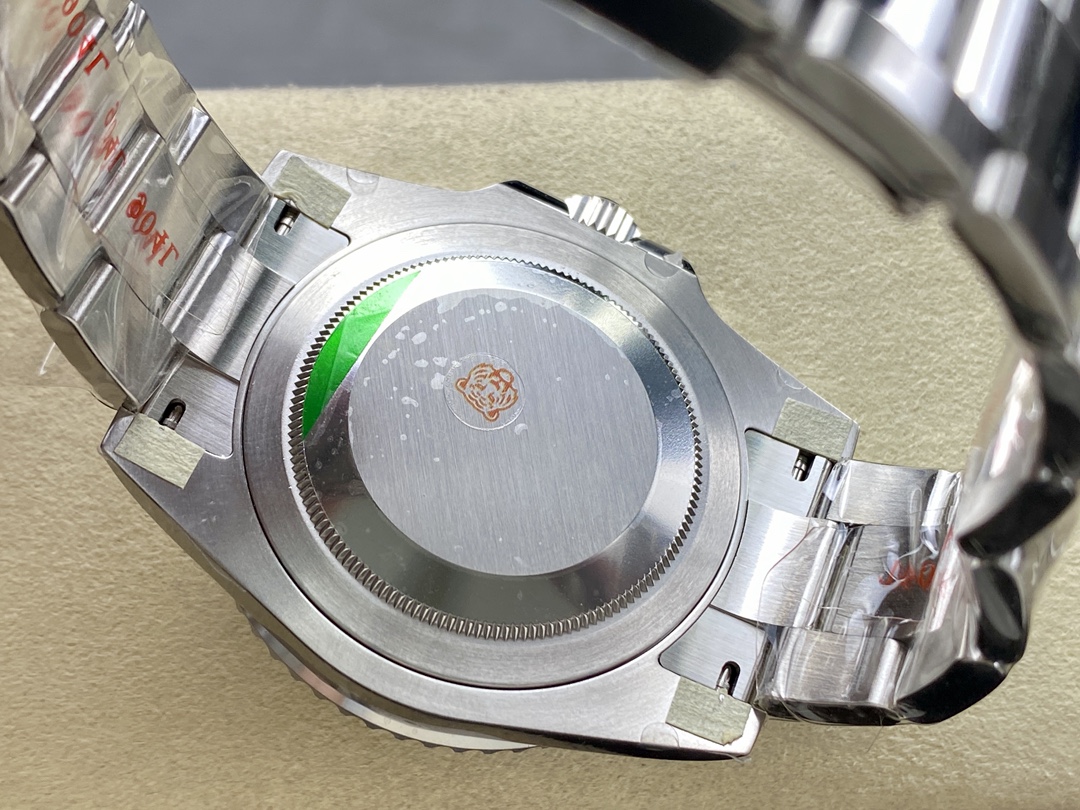 Rolex GMT-Master II 126710BLRO 0002