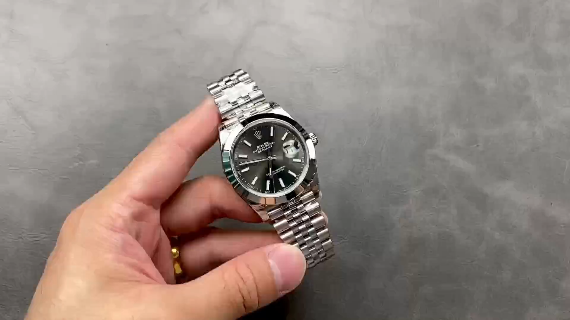 Rolex Datejust 41 41mm 126300 0012 Bright Black Index Dial