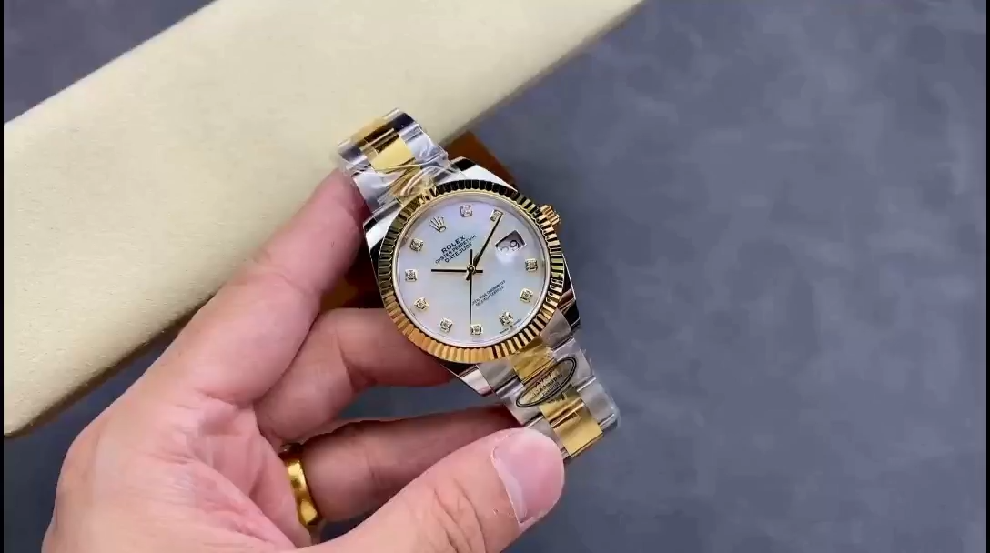 Rolex Datejust 41mm Steel and Yellow Gold 126333 0017 White Mop Diamond Oyster