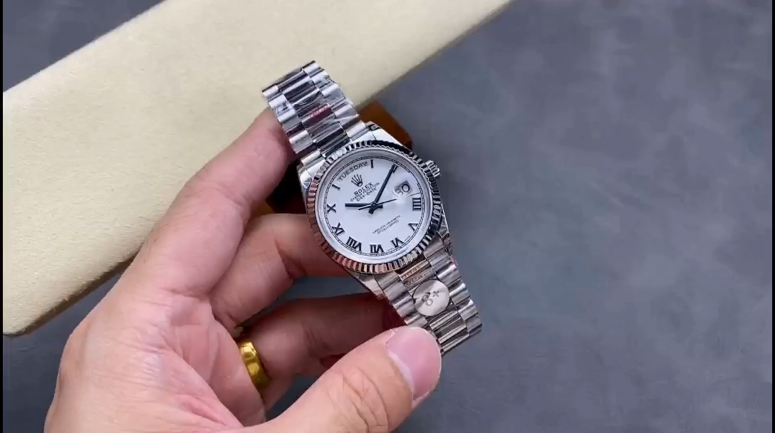 Rolex Day Date 36 White Dial Platinum President Bracelet m128236 0017
