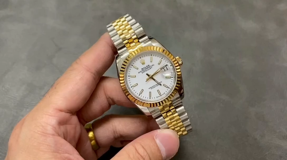 Rolex Datejust m126233 0019 White Index Dial Fluted Bezel 36MM Unisex Replica Watch