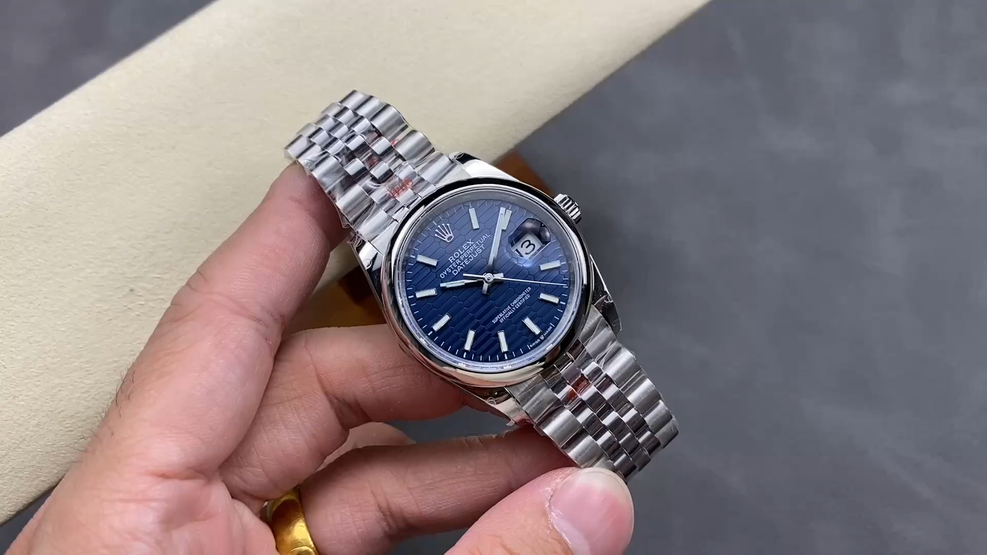 Rolex Datejust 126200 Stainless Steel Automatic Blue Motif Wave Dial 36MM Unisex Replica Watch