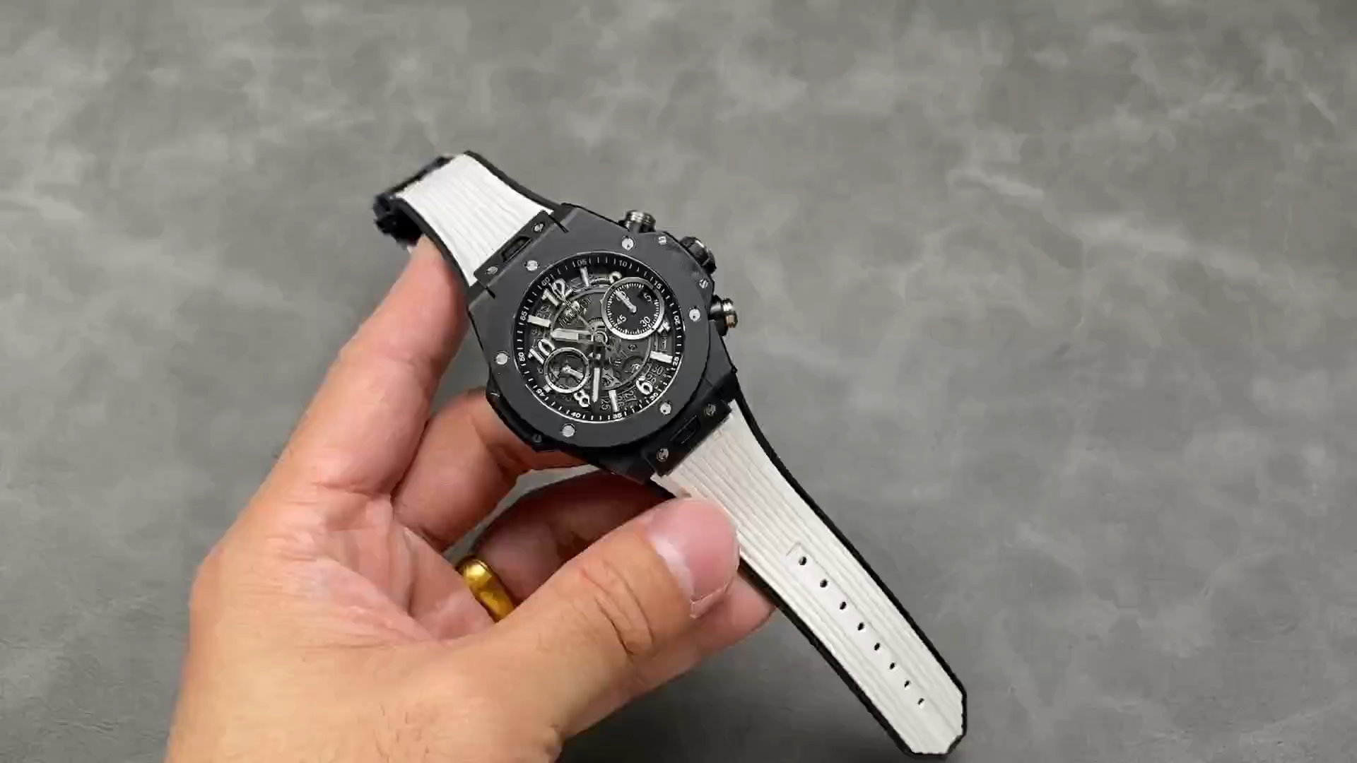 Hublot Big Bang Unico Skeleton Dial 421.CI.1170.RX White Rubber Strap Men's Replica Watch