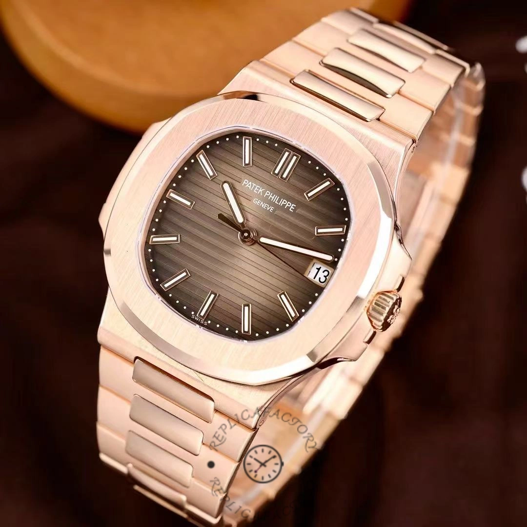 Replica Patek Philippe Nautilus 5711R 001 40MM Mens Watch