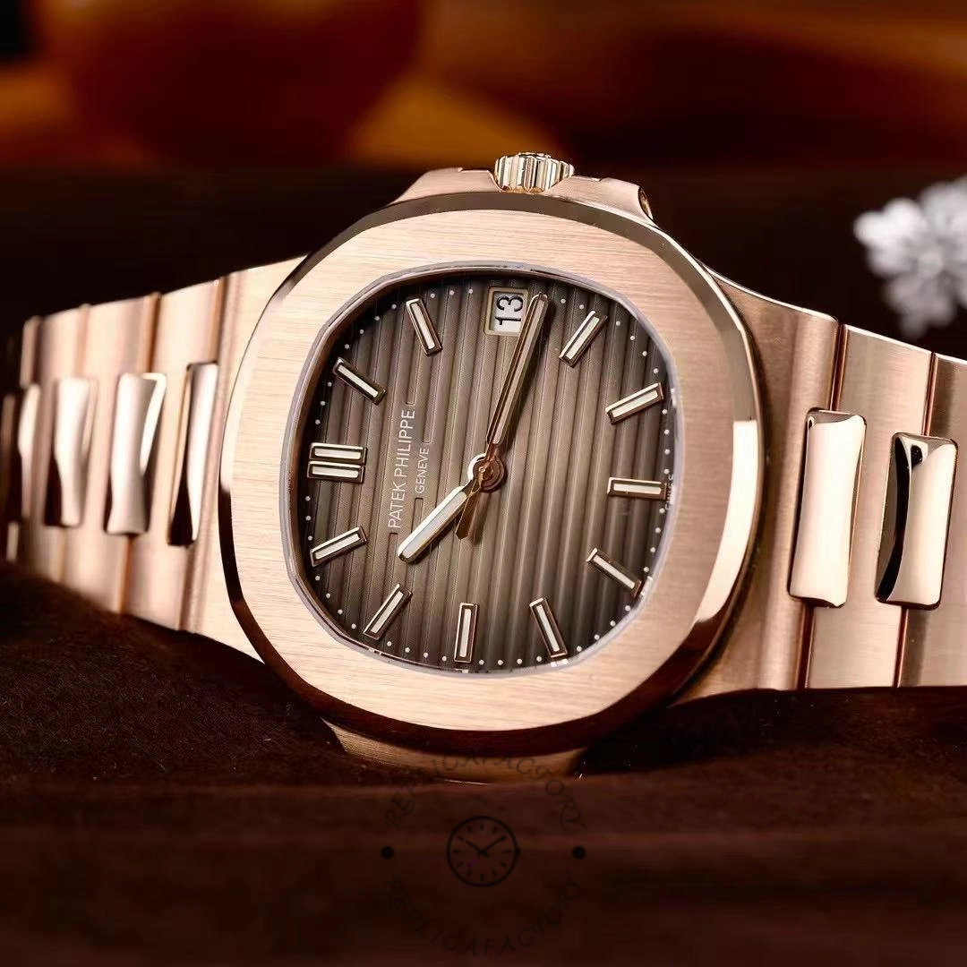 Replica Patek Philippe Nautilus 5711R 001 40MM Mens Watch