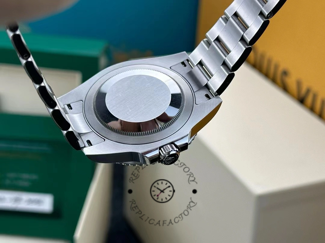 Rolex GMT-Master II 126710BLRO 0002