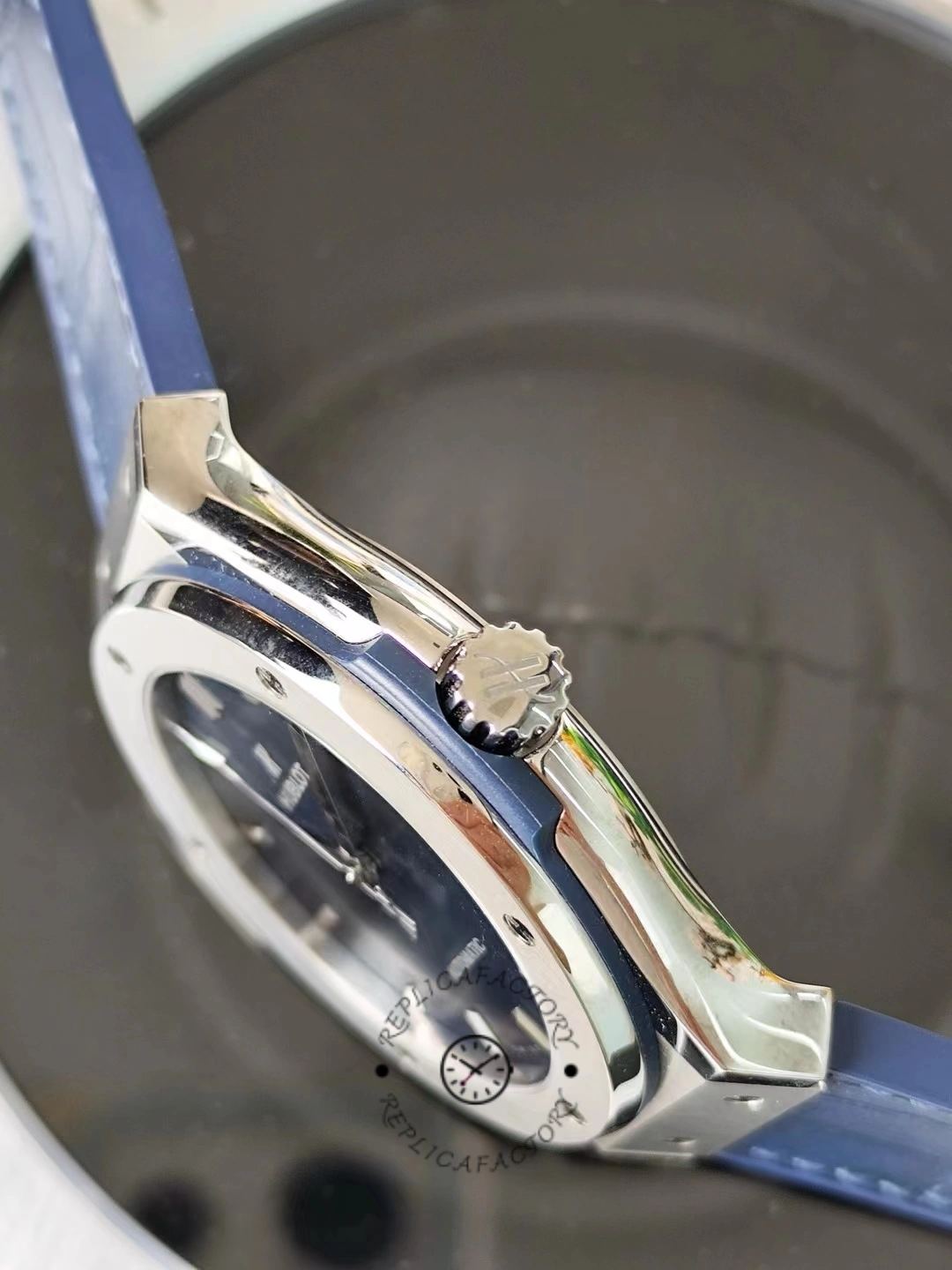 542.NX.7170.LR Hublot Classic Fusion Automatic Blue