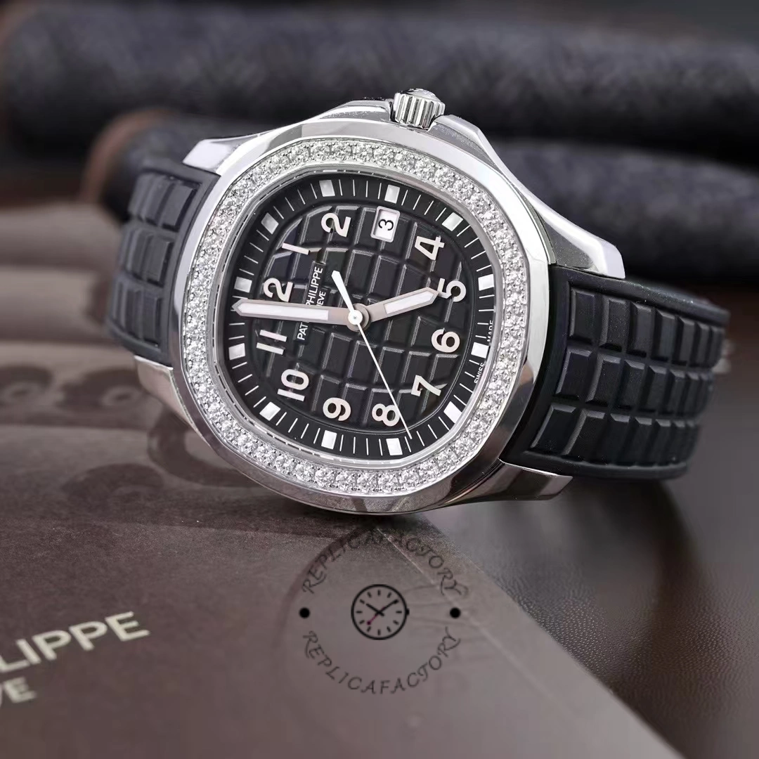 Replica Patek Philippe Aquanaut 5267 200A 001 Black Dial Diamond Bezel Watch