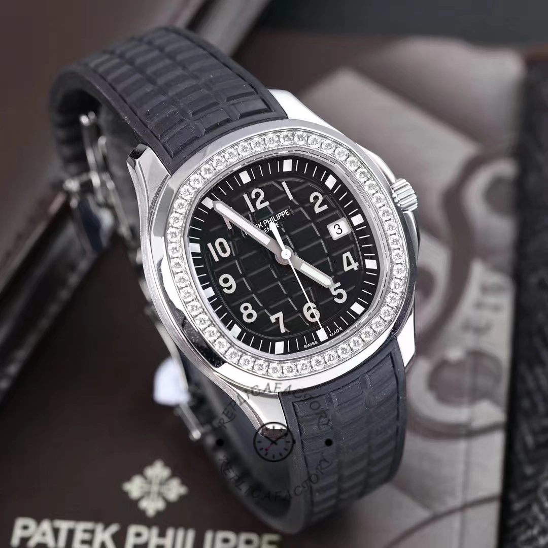 Replica Patek Philippe Aquanaut 5267 200A 001 Black Dial Diamond Bezel Watch