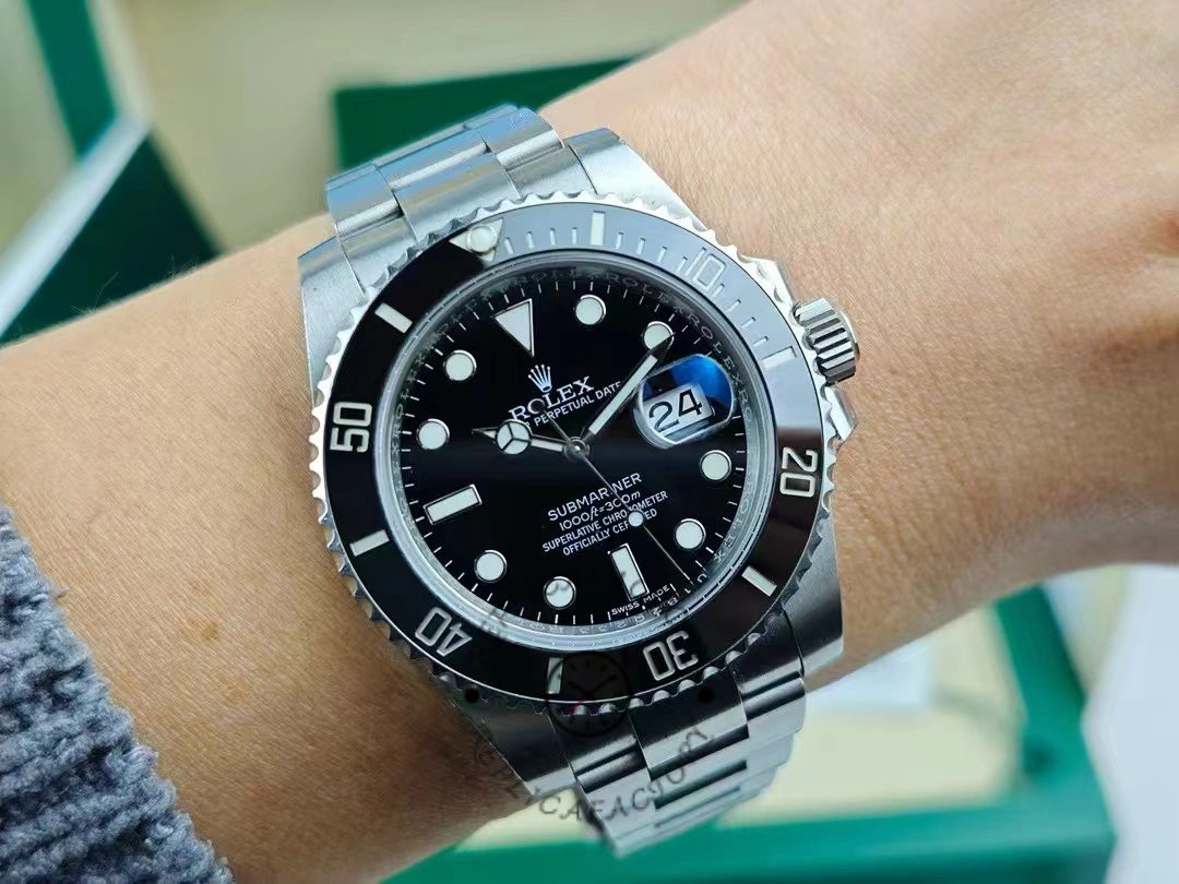 Wrist shot of Rolex Submariner Date 126610LN Oystersteel 41mm black dial watch.