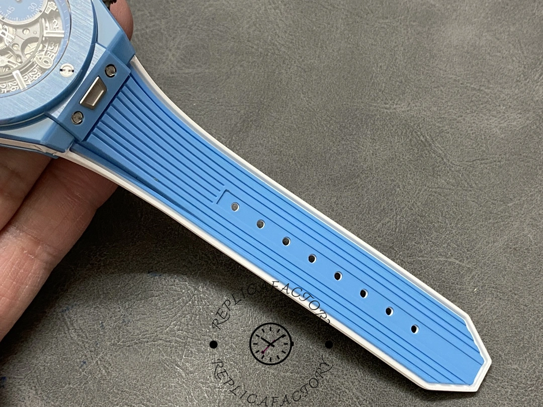Hublot Big Bang Unico Sky Blue 42 mm 441.EX.5120.RX
