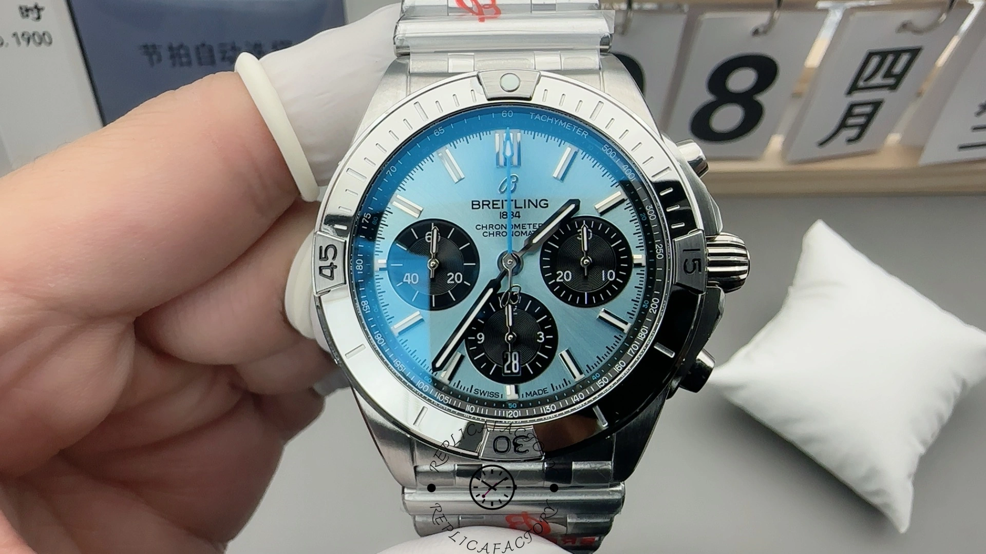 Breitling replica watch pictures