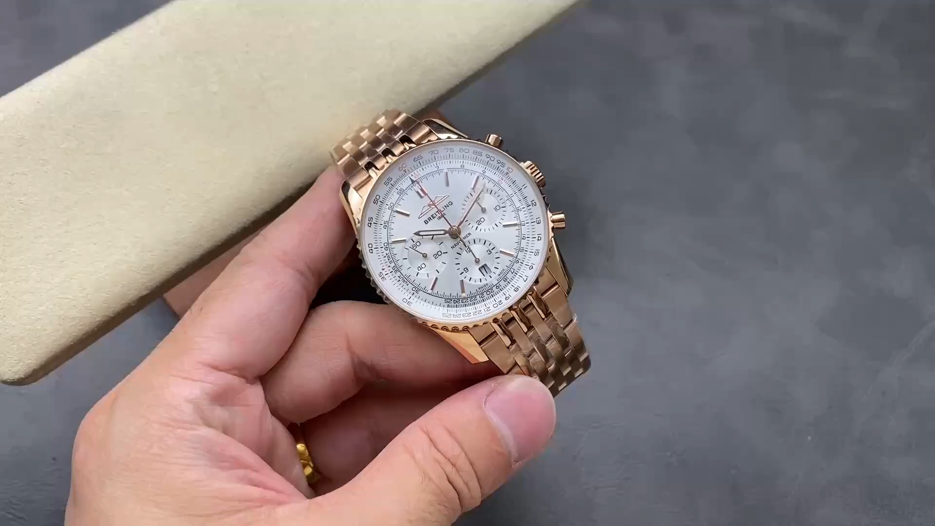 Breitling Navitimer B01 41mm RB0139211G1R1 Automatic Replica