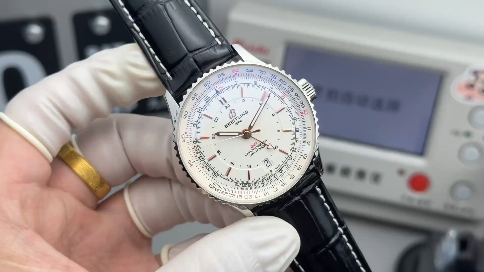 Breitling Navitimer Automatic GMT 41 A32310211G1P1 Clone Watch