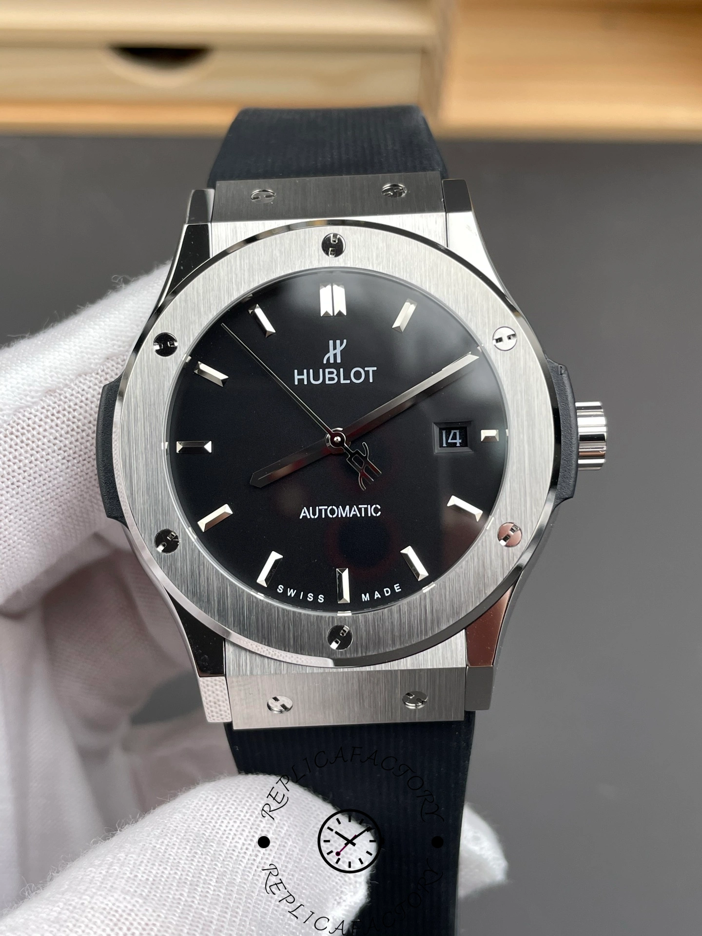 542.NX.1171.RX Hublot Classic Fusion Automatic Rubber