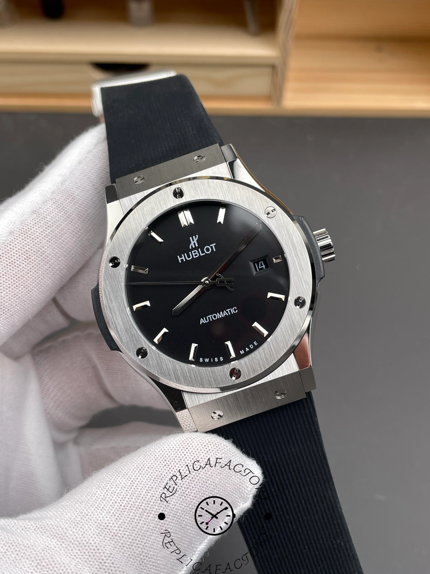 542.NX.1171.RX Hublot Classic Fusion Automatic Rubber