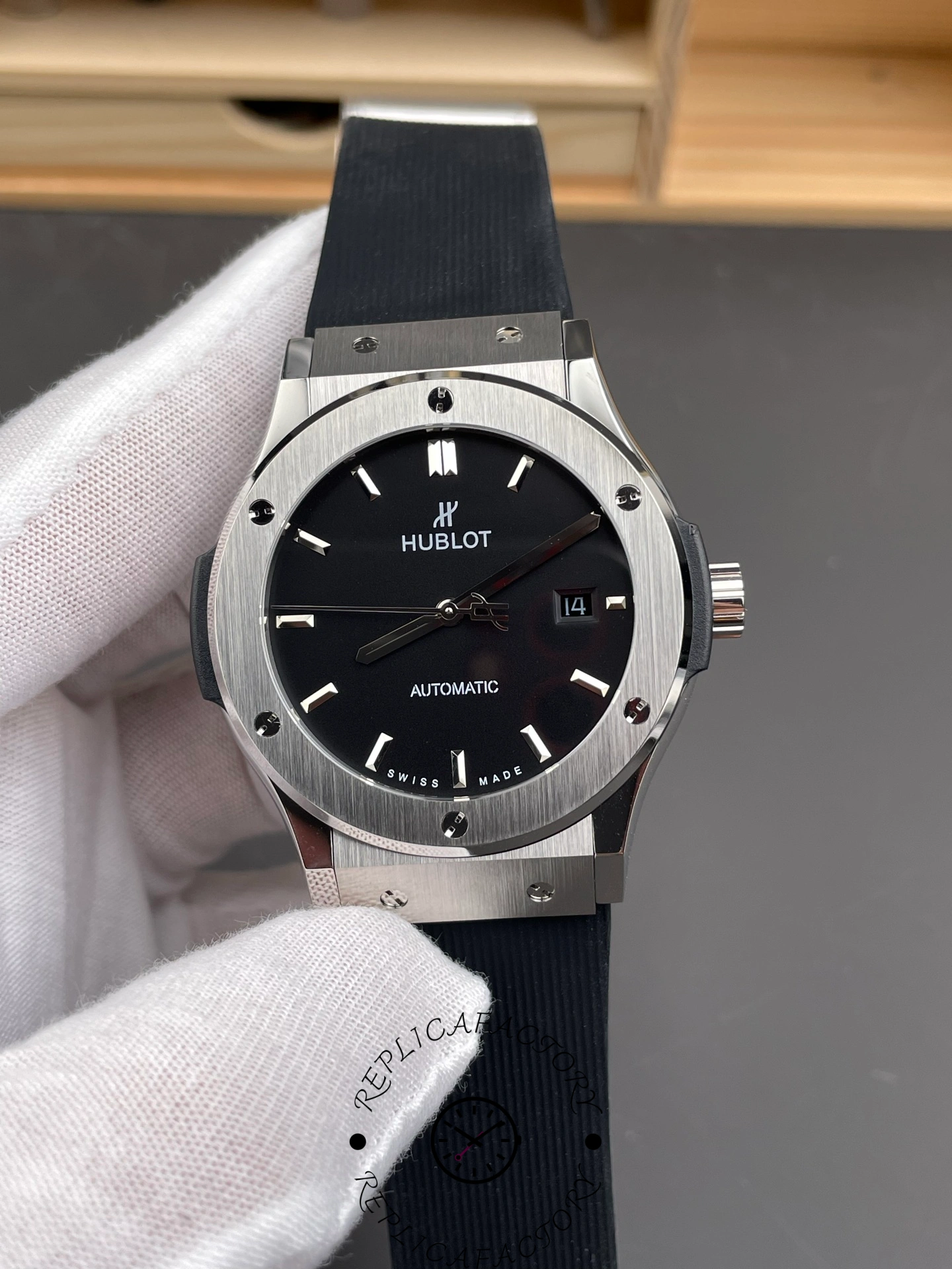 542.NX.1171.RX Hublot Classic Fusion Automatic Rubber