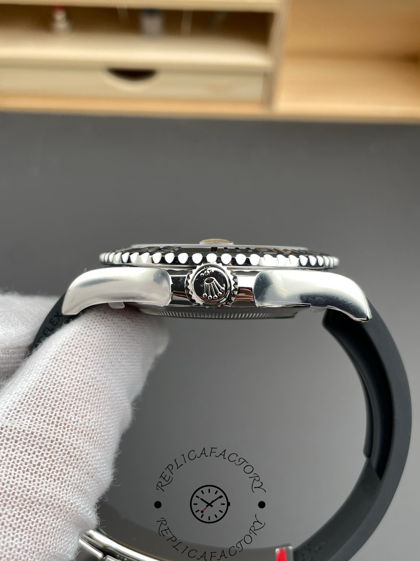 Rolex Yacht-Master 226659 White Gold Black Dial 42mm Mens Replica Watch