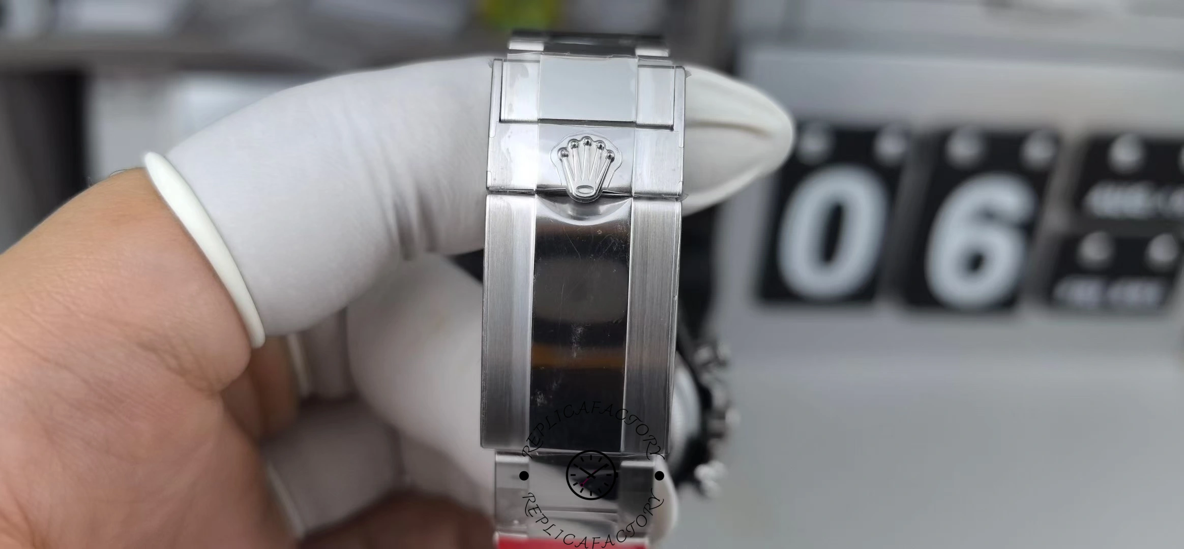 Rolex Platinum Cosmograph Daytona Ice Blue Ice Blue Diamond Baguette Mark 126506 0002