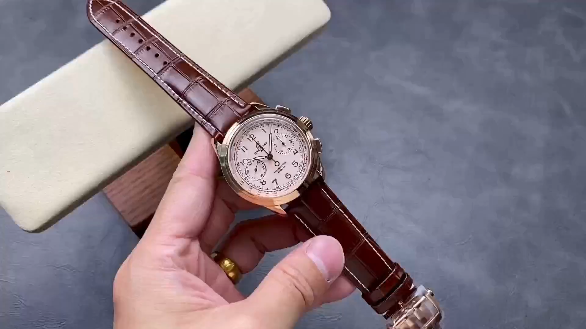 Breitling Premier B09 Chronograph 40 Replica RB0930371G1P1 Men's Luxury Watch