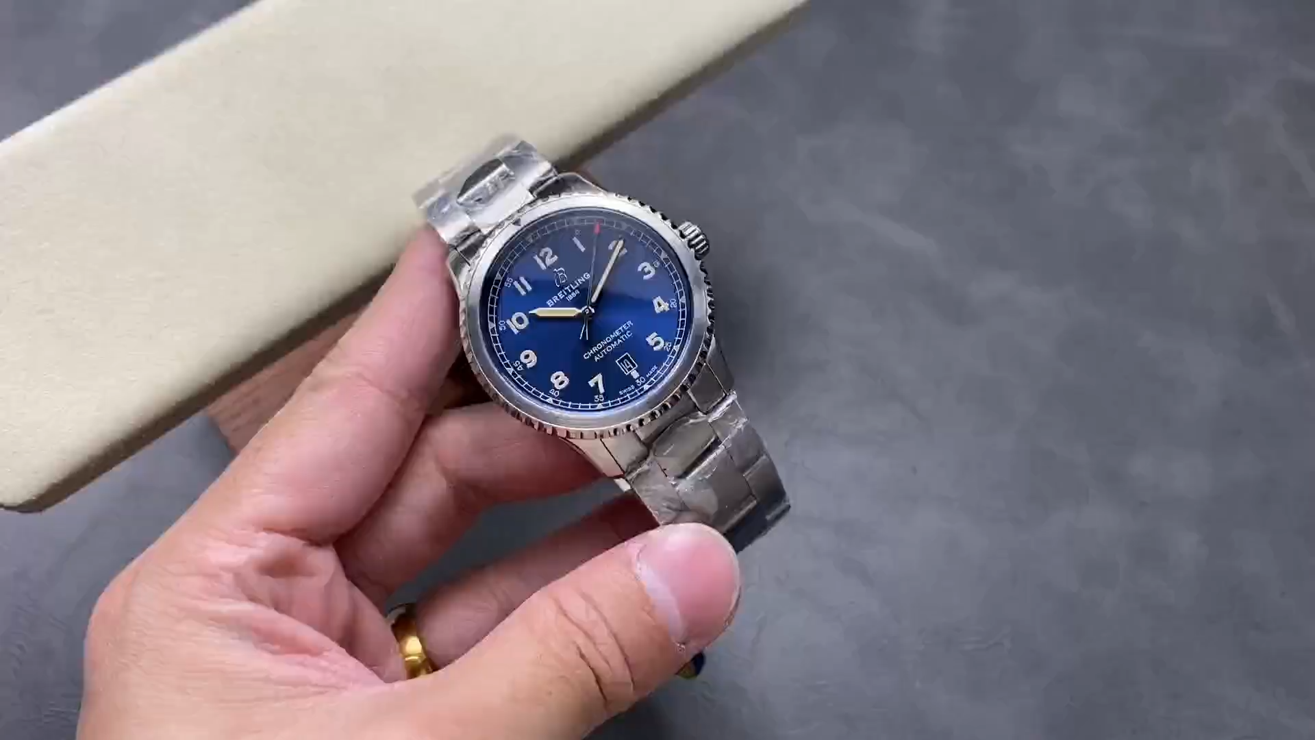 Breitling Aviator 8 Automatic 41 A17315101C1A1 1:1 Clone Yellow Arabic Markers