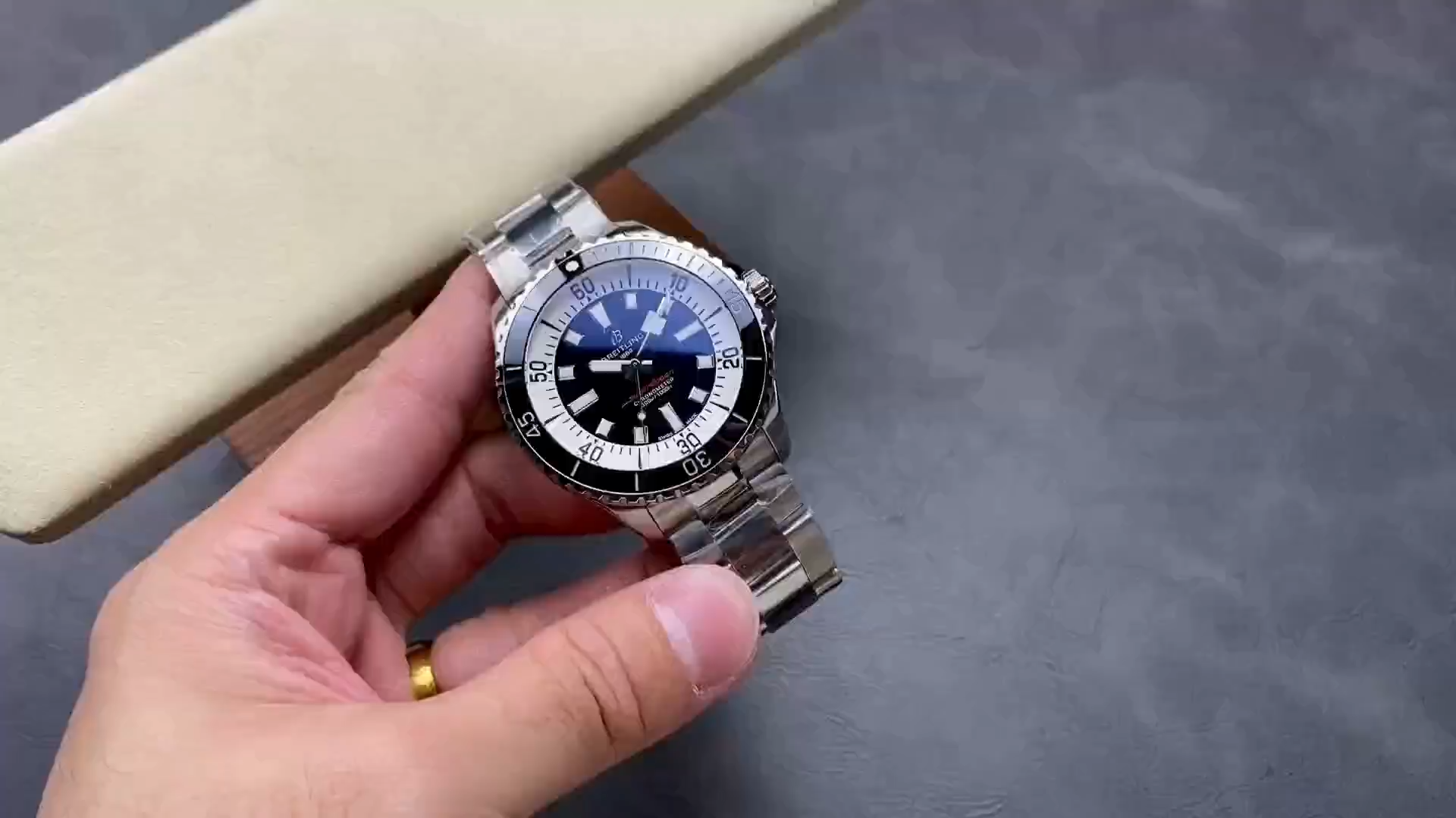 Breitling Superocean Automatic 44 A17376211B1A1 Replica Men's Watch