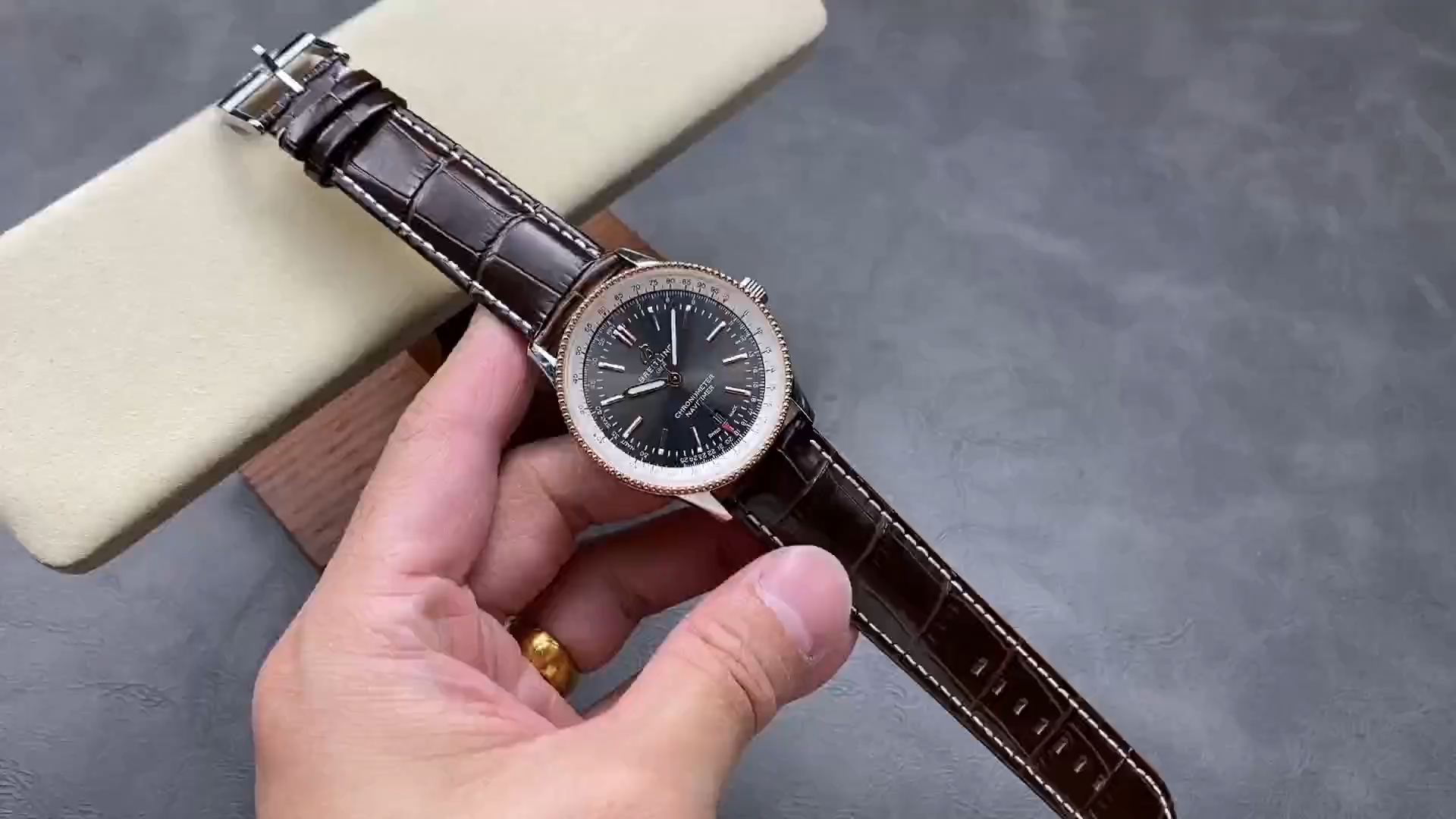 Breitling Navitimer Automatic 41 1:1 Clone U17326211M1P1 Steel & Rose Gold Watch