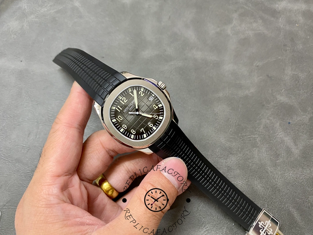 Replica Patek Philippe Aquanaut 5167A 001 40mm Mens Watch