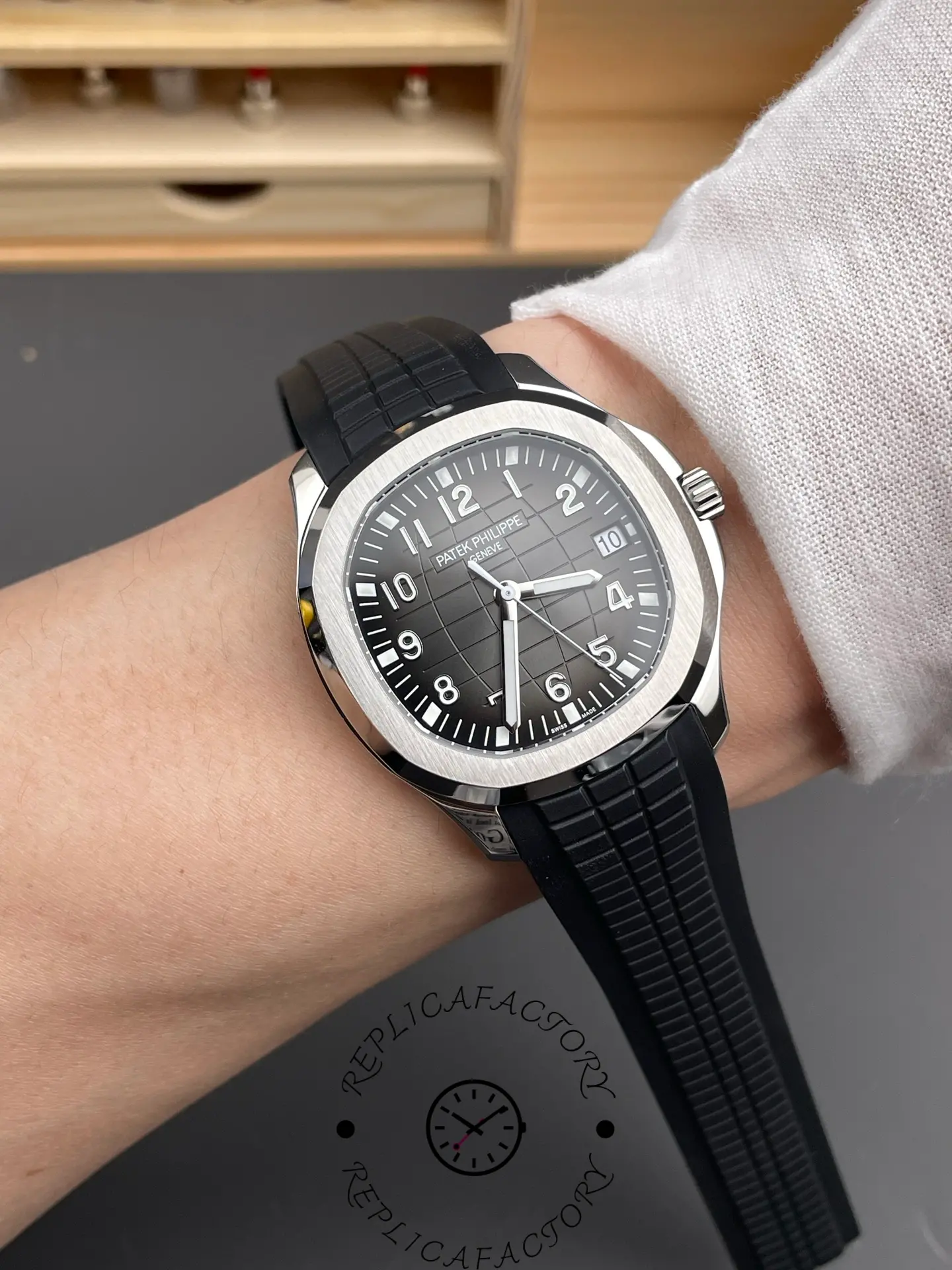 Replica Patek Philippe Aquanaut 5167A 001 40mm Mens Watch